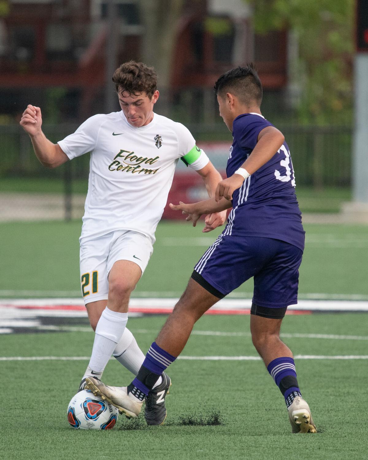 10-5-21_FloydCentral-v-Seymour_BSoc_18020.jpg