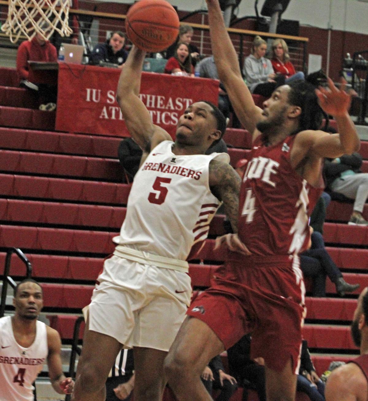Men S College Basketball Red Wolves Rally To Beat Grenadiers