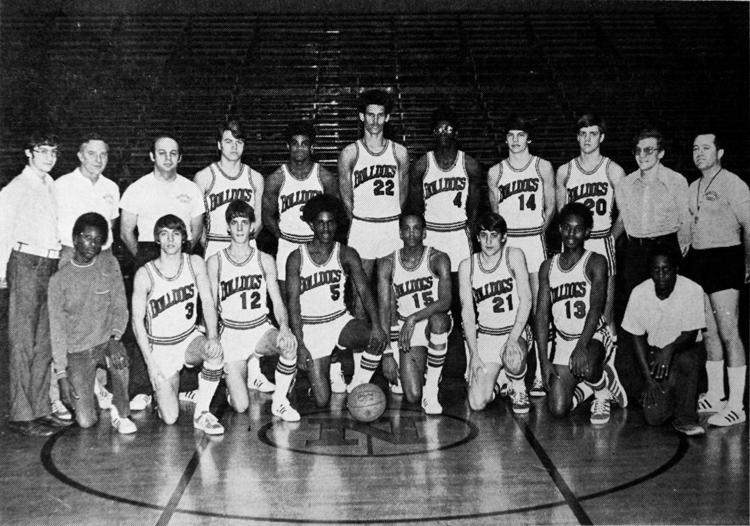 DOGS IN THIS FIGHT Former Bulldog players share state memories News