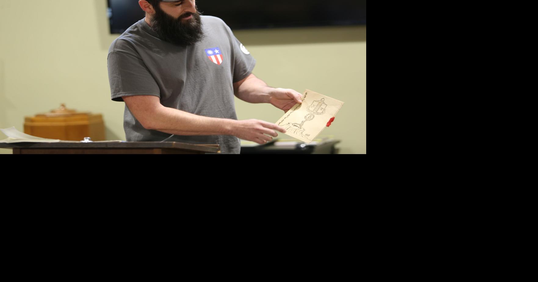 Local group shares stories of veterans' service | News | newsandtribune.com