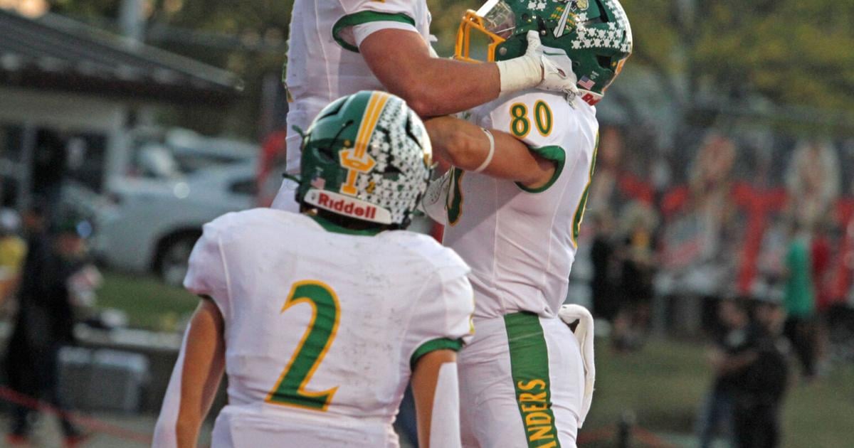 HIGH SCHOOL FOOTBALL Floyd Central captures 1st HHC title in 20 years