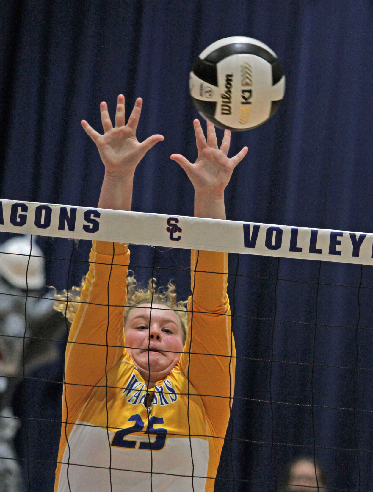 Christian Academy dominates New Washington in girls’ volleyball sweep