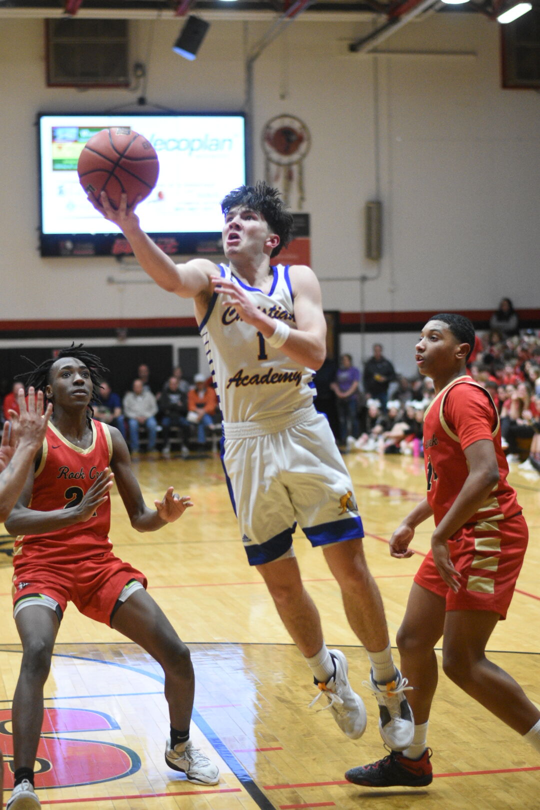 Exciting Boys’ Basketball Showdown: CAI vs. South Central in Sectional Final