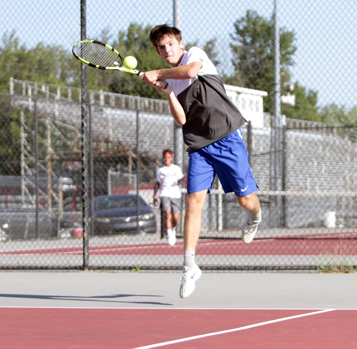 BOYS #39 TENNIS: Jeff #39 s doubles squads highlight 5 0 win against Silver