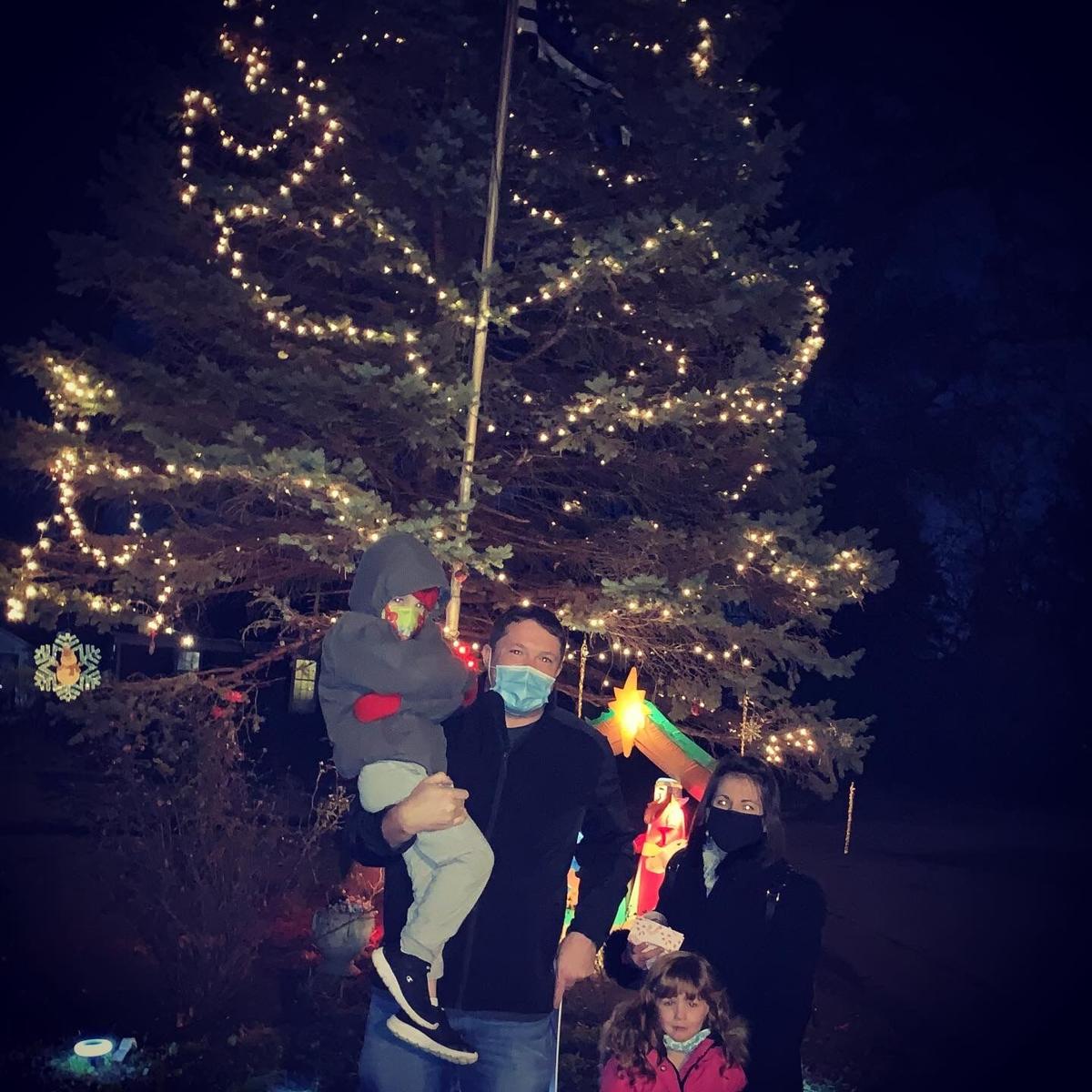 Neighborhoods With Best Christmas Lights 2022 Near New Albany In New Albany Neighbors Come Together To Spread Joy During Holiday Season |  News | Newsandtribune.com