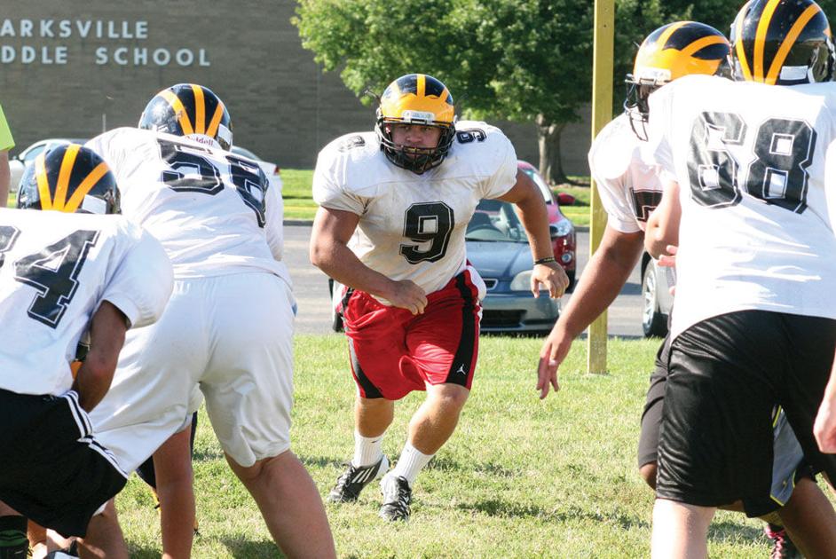 High School Football Clarksville Expects Bounce Back Year