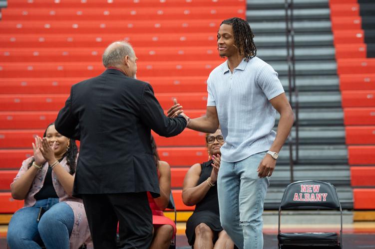 HIGH SCHOOL BASKETBALL: New Albany court named in honor of Romeo