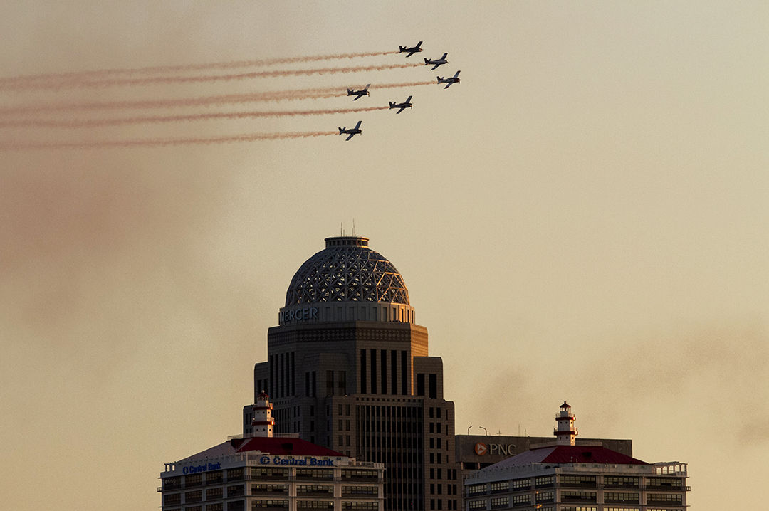 LOOK, UP IN THE SKY! PHOTO GALLERY Thunder Over Louisville explodes