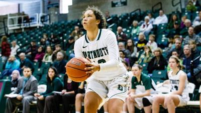 Women S College Basketball Roland Scores 1 000th Point Cements