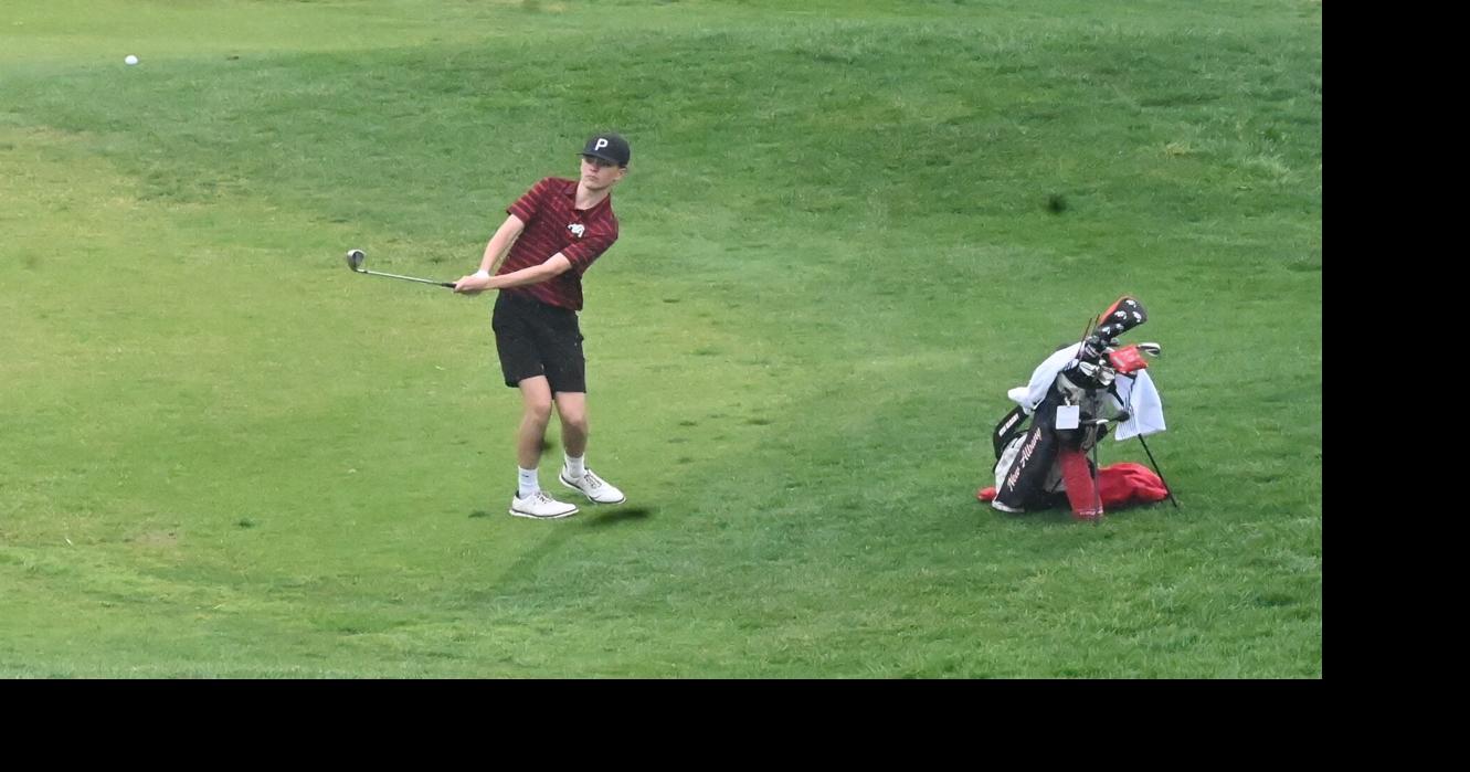 BOYS' GOLF ROUNDUP: Bulldogs eke out victory | Sports | newsandtribune.com