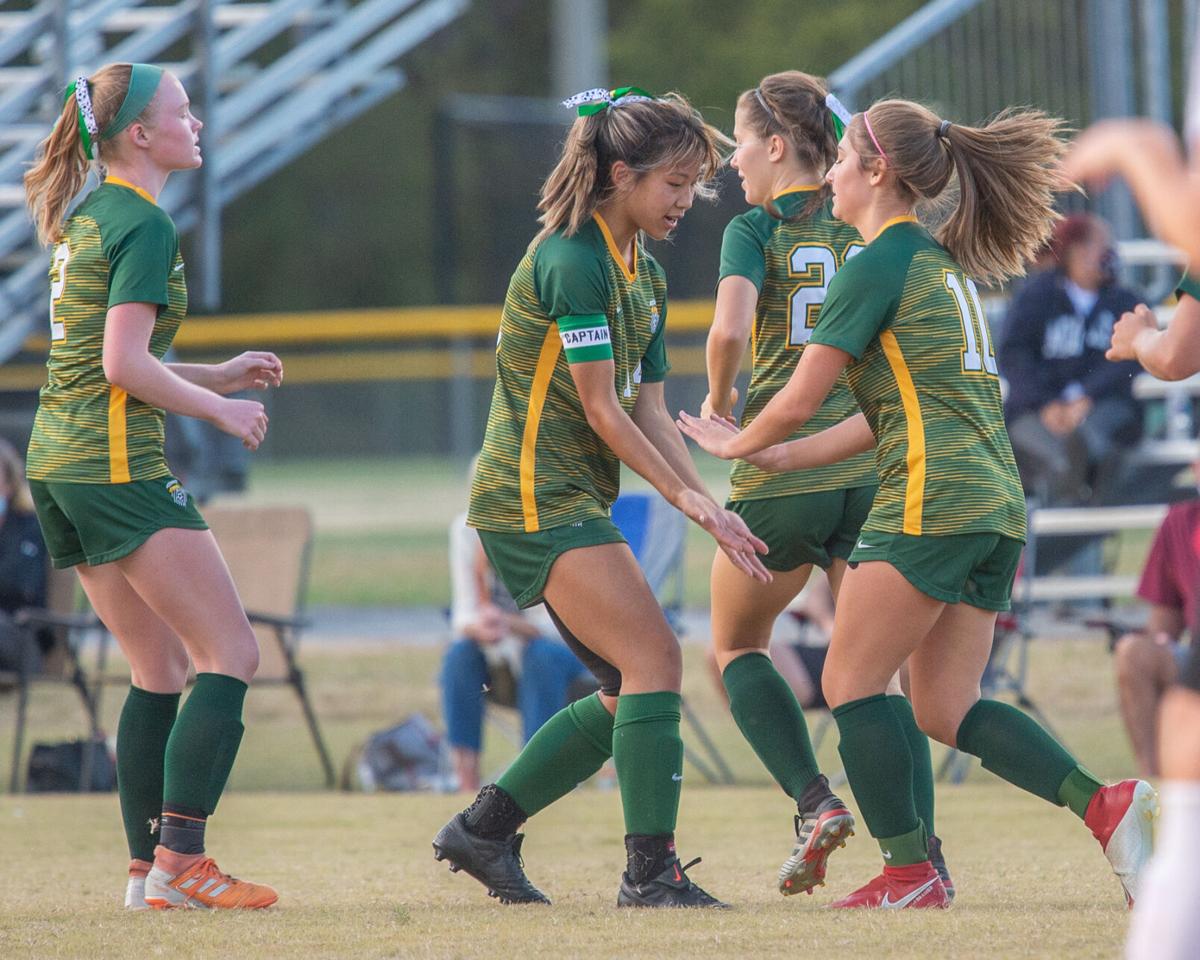 10-8-20_GirlsSoccerSectional-Floyd_38053.jpg