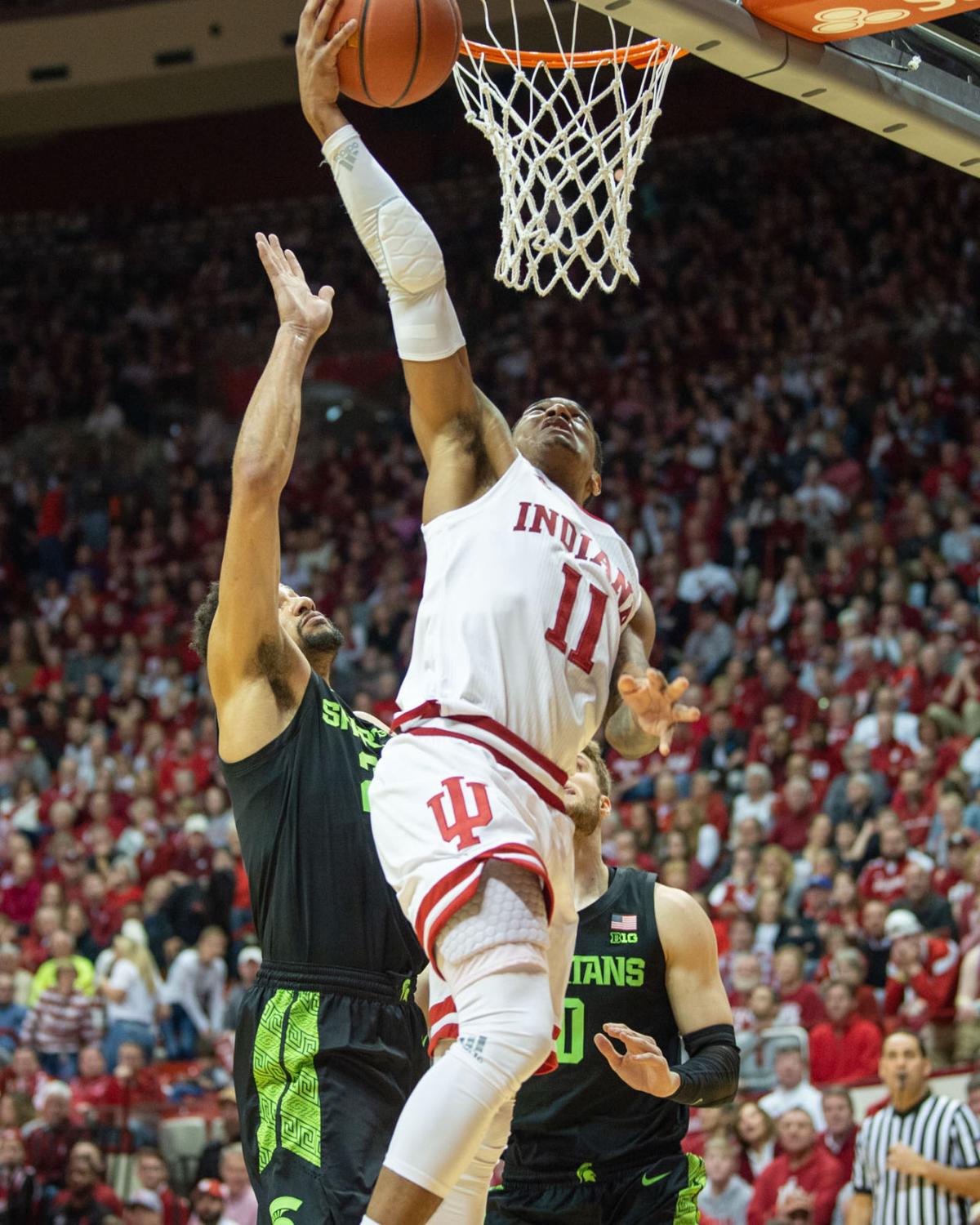 College Basketball Smith Leads Hoosiers Over Spartans Again
