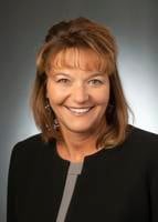 Wendy Dant Chesser named 2024 IU Southeast Distinguished Alumnus