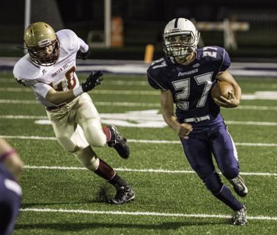 Football Williams Shines As Pioneers 48 15 Rout Perry Central
