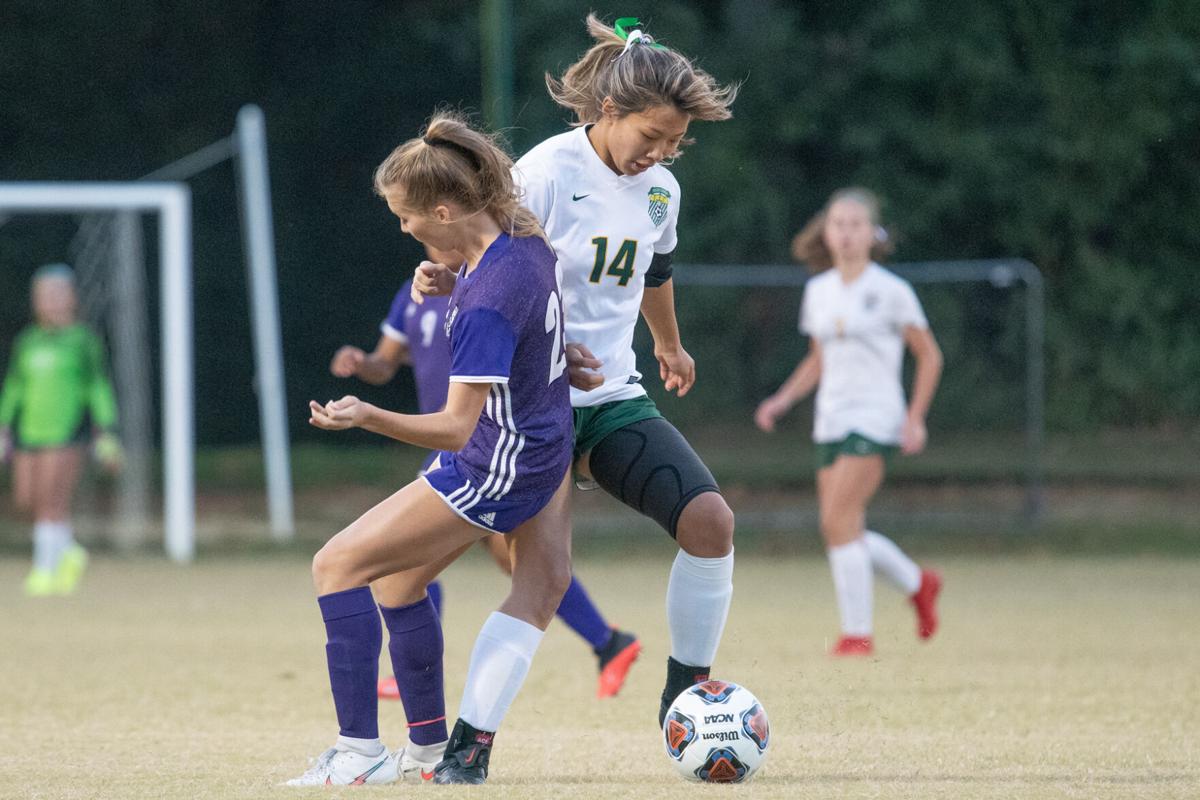 10-6-20_GirlsSoccerSectional-Floyd_37225.jpg