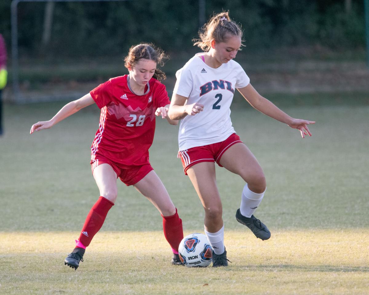 10-6-20_GirlsSoccerSectional-Floyd_36422.jpg