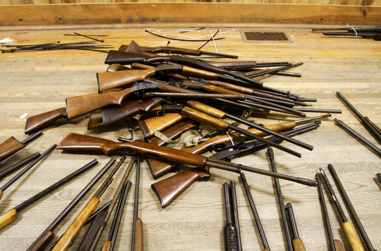 12_29_guns_04w.jpg