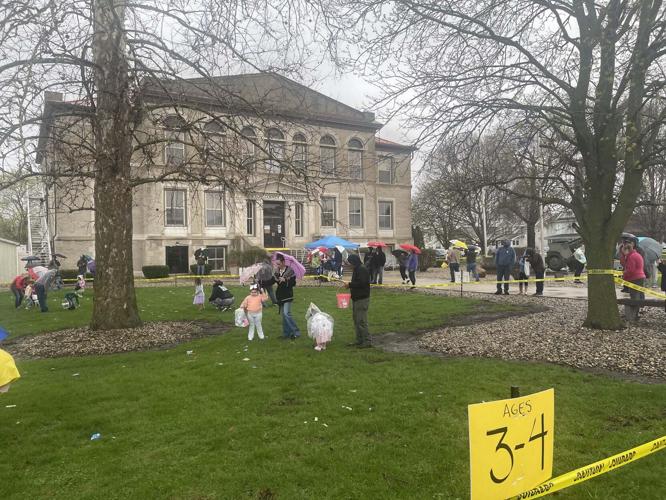 Rain doesn't deter Easter egg hunters in Kentland | News | newsbug.info