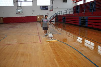 Raiders Gym Gets New Coat Iroquois County S Times Republic