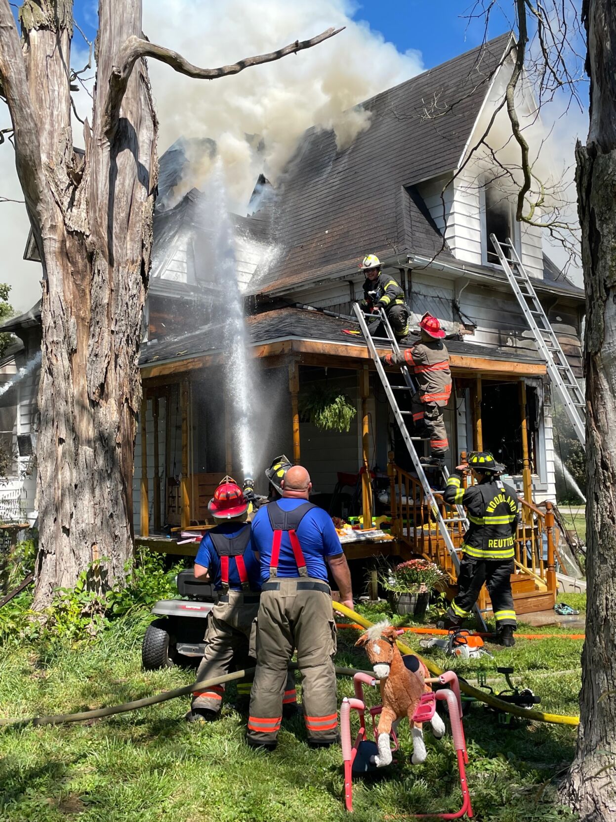Area fire crews respond to house fire in Milford | News | newsbug.info