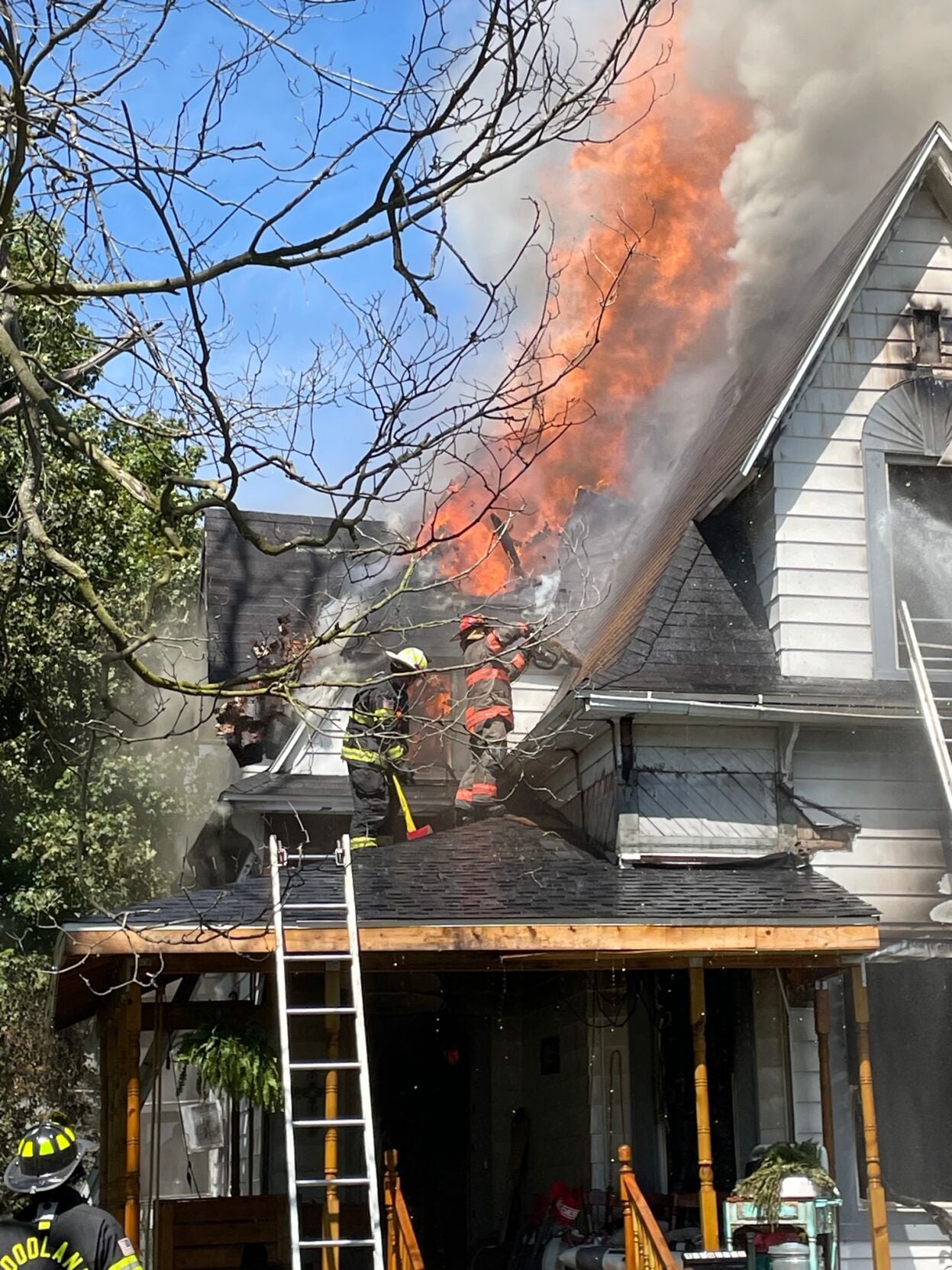 Area fire crews respond to house fire in Milford | News | newsbug.info