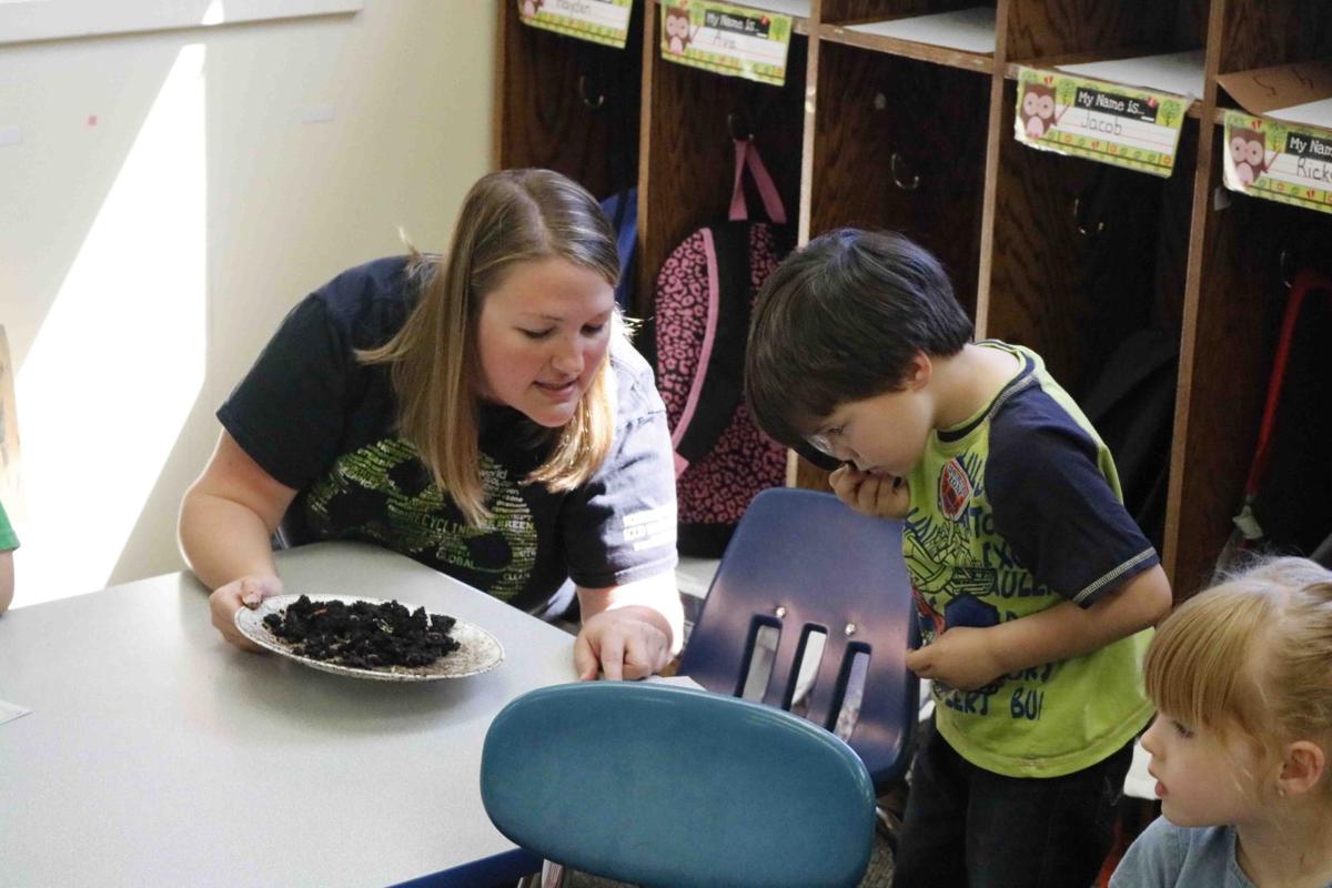 Goodland Head Start learns about worms and composting Newton County Enterprise newsbug.info