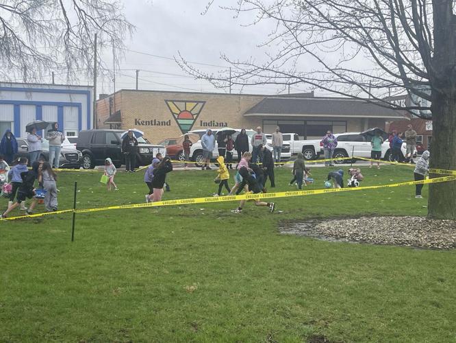 Rain doesn't deter Easter egg hunters in Kentland | News | newsbug.info