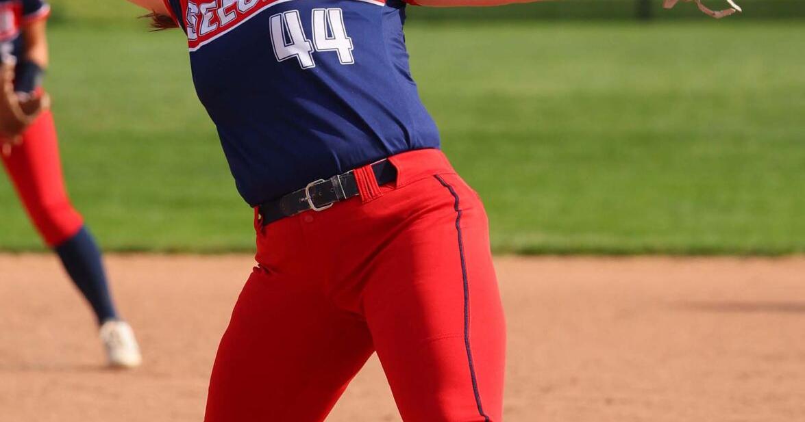 Seeger defeats Lafayette Central Catholic in Softball