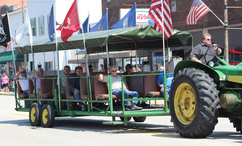 Area residents turn out for annual Old Settlers Parade newsbug.info