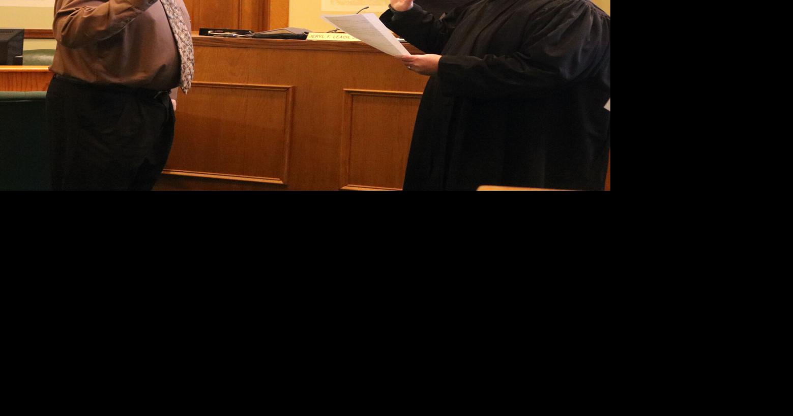 Newton County officials take oath of office News newsbug info
