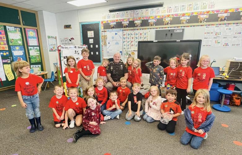 Warren Central Elementary School celebrates Red Ribbon Week News