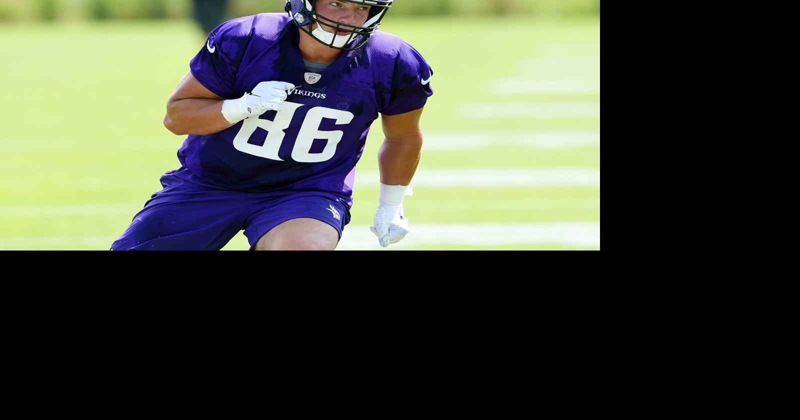 Carroll Cougars football alum Dillon makes NFL's Vikings