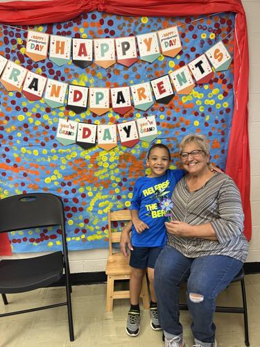 Grandparents Day Activities: How To Celebrate in 2023 - Parade