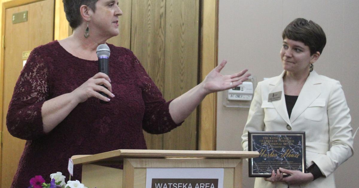Area Residents Honored At Watseka Chamber Of Commerce Awards Night News Newsbug Info Area Residents Honored At Watseka Chamber Of Commerce Awards Night News Newsbug Info