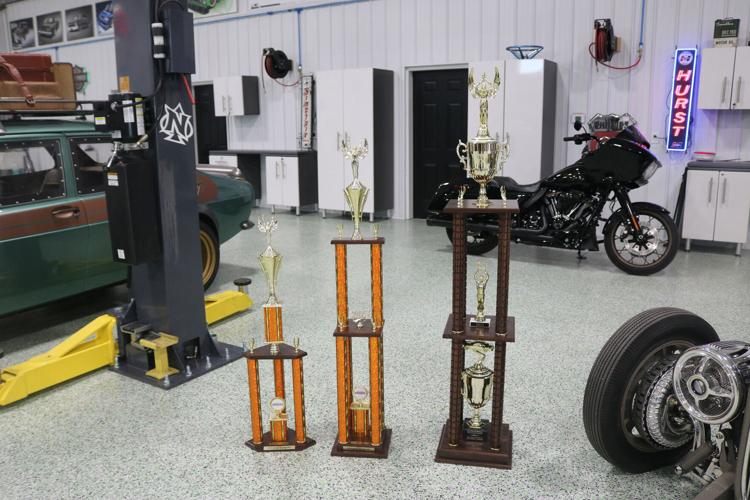 Nichols hosts second car show in new Watseka building News newsbug.info