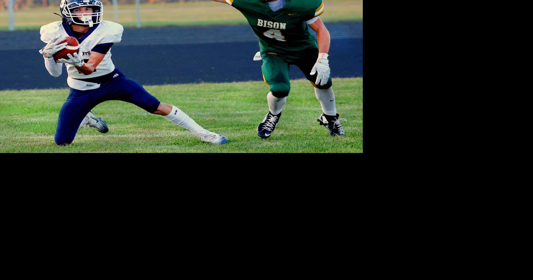 Seeger defeats Benton Central in Football