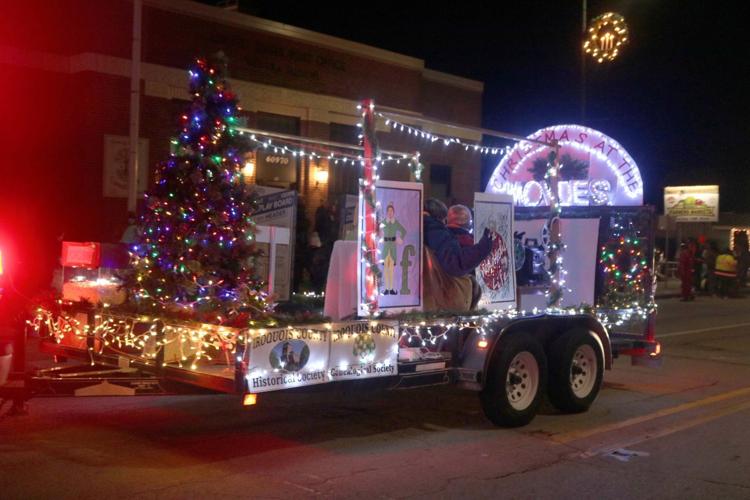 2022 Prairie Du Chien Christmas Parade 2022 Santa Arrives In Watseka During Annual Lighted Christmas Parade | News |  Newsbug.info