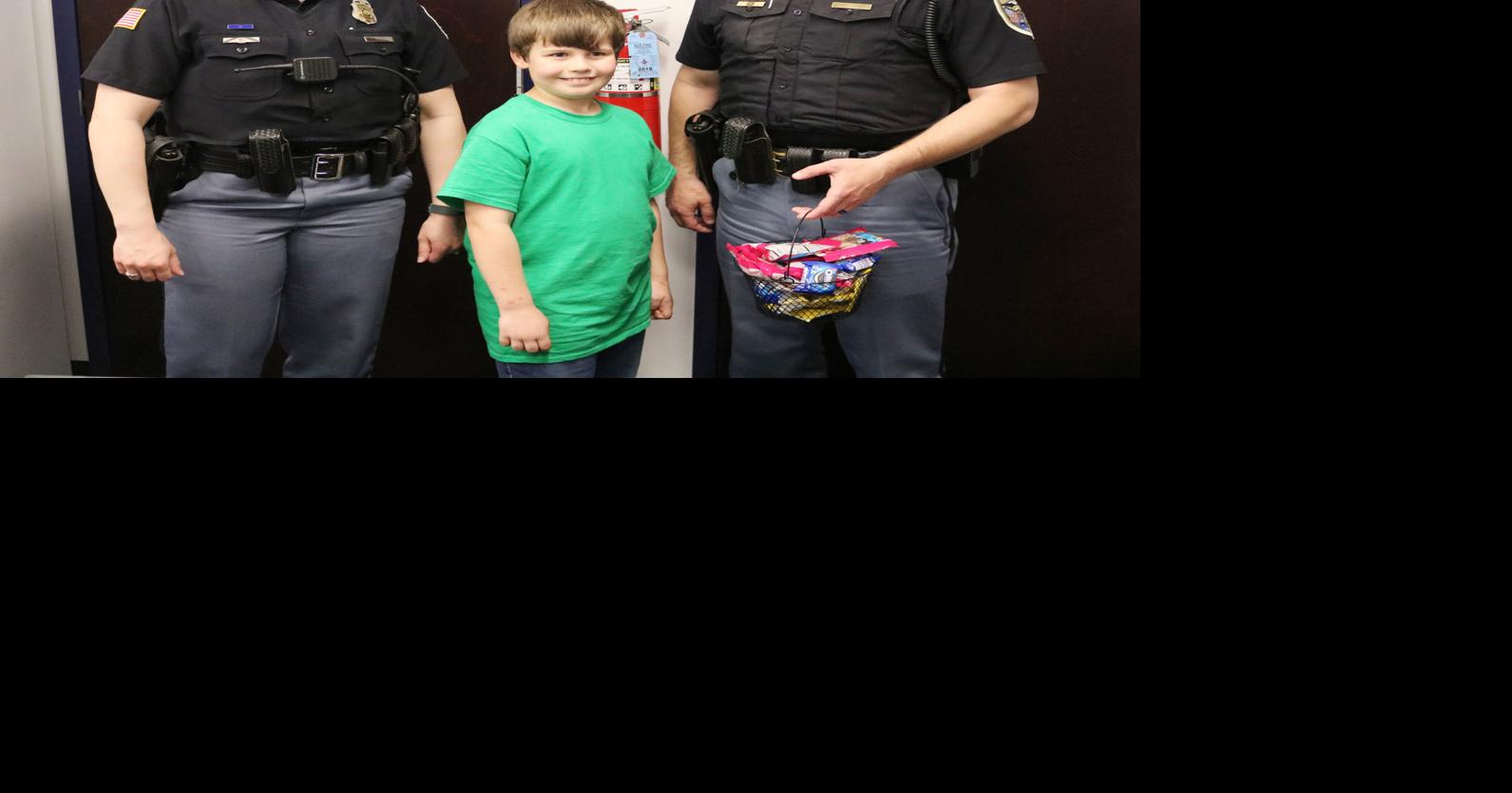 Van Rensselaer Elementary students show kindness to community News