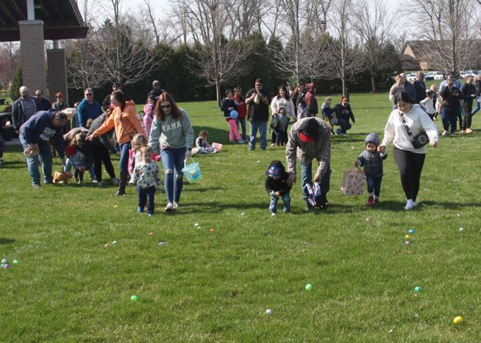 DeMotte Parks hosts eggcellent hunt News newsbug.info