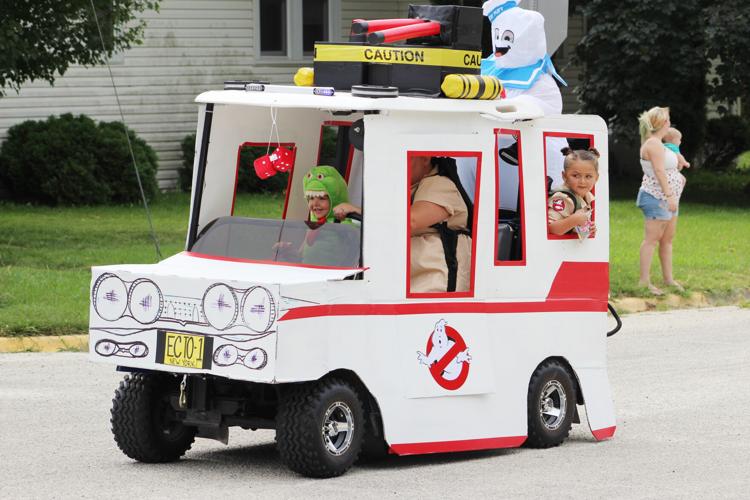 PHOTO GALLERY 2023 Ashkum Parade Photos newsbug.info