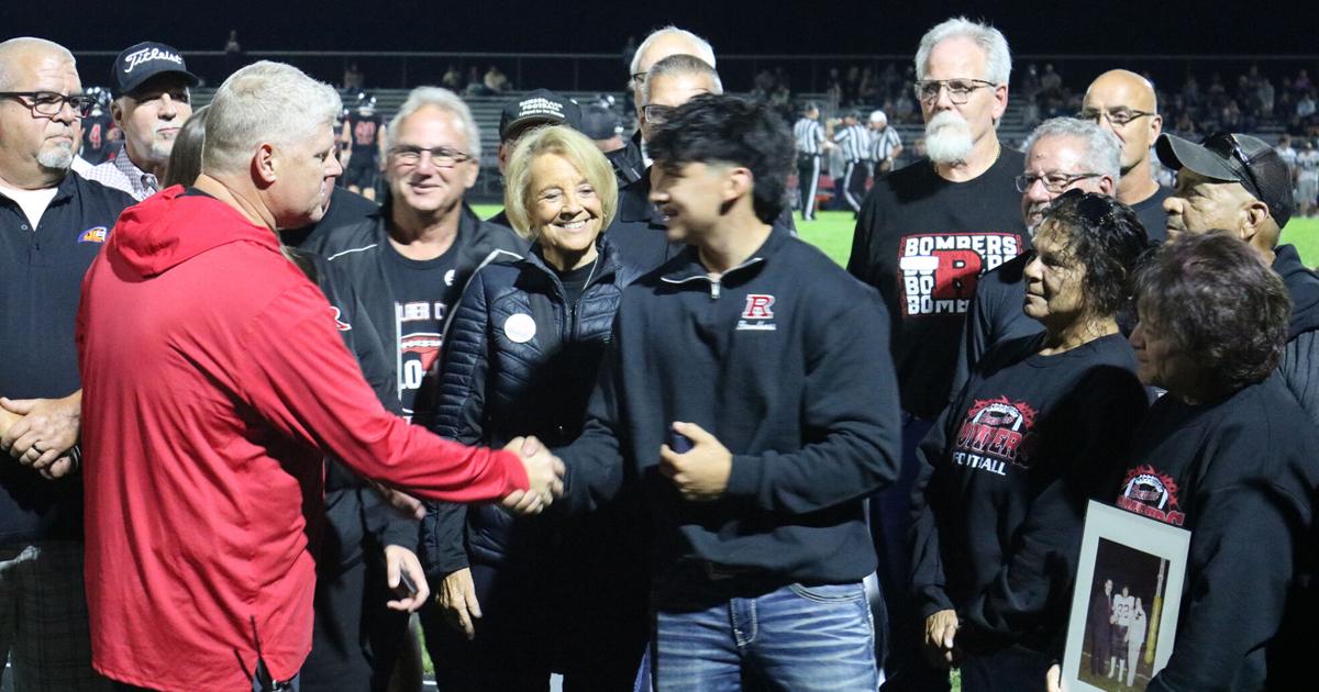 Daniel Riordan Rensselaer Members of Rensselaer's 1977 undefeated team participate in ring ...