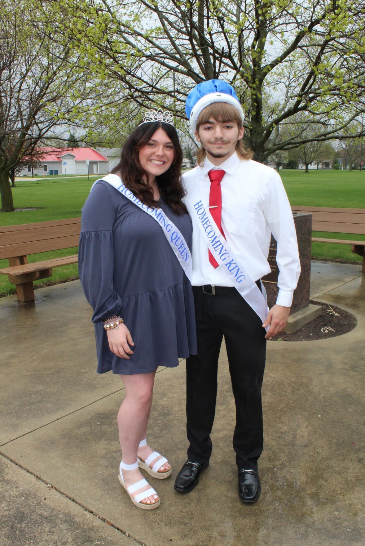 Hoopeston Area High School crowns royalty Hoopeston