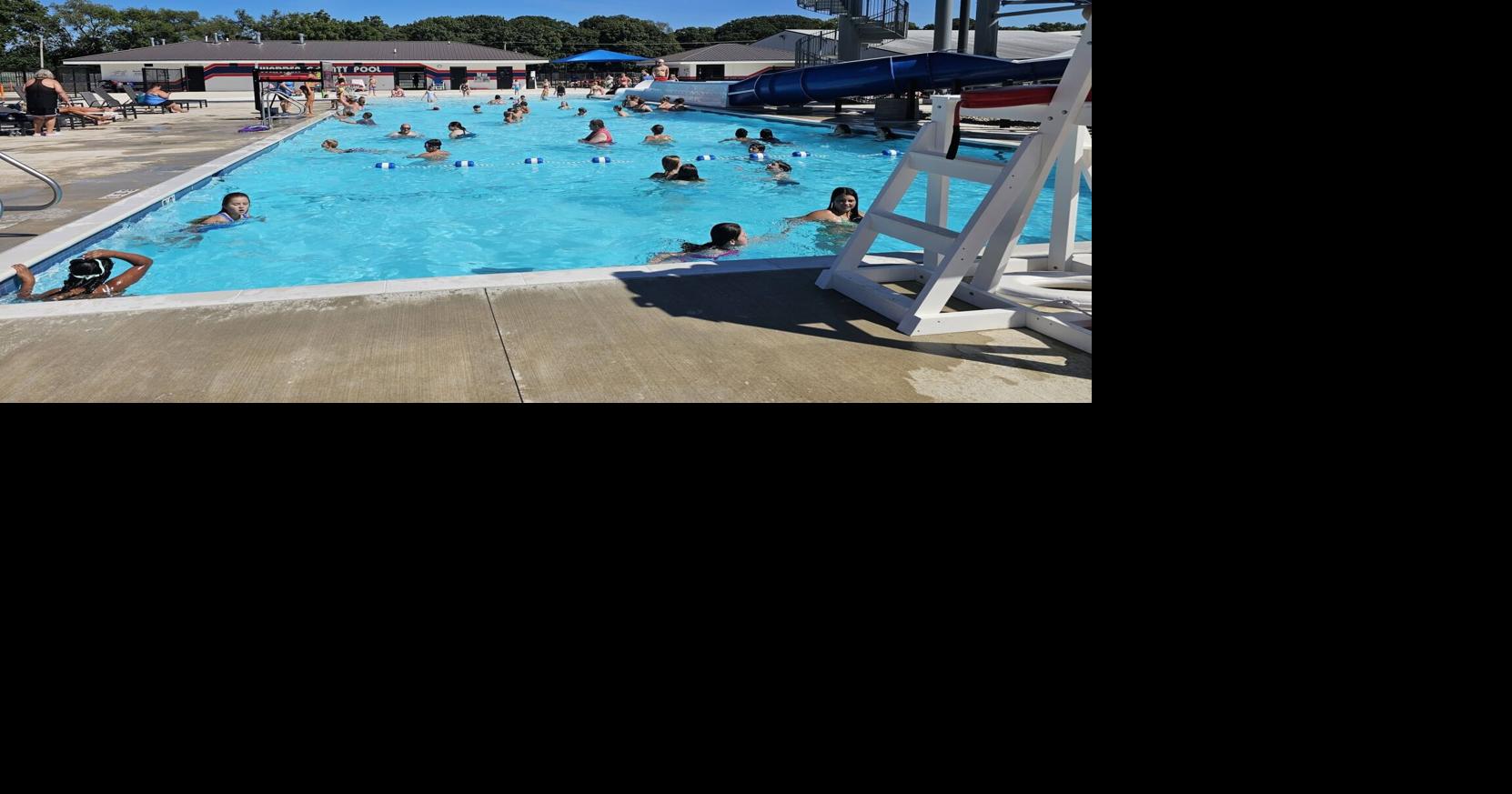 New Warren County Public Pool ends summer with packed house