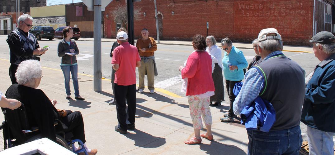 Walk explores rich history of downtown Hoopeston Hoopeston Chronicle newsbug.info
