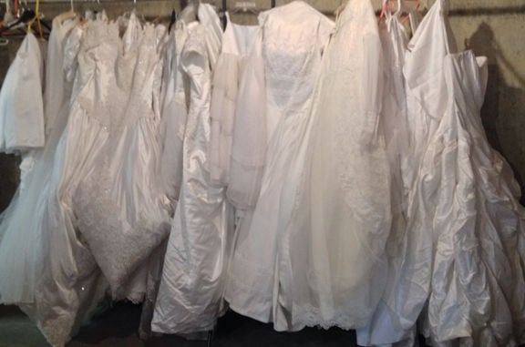 burial gowns for females