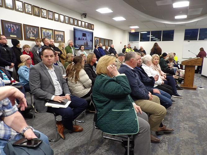 Monticello City Council begins new year with new mayor and two new