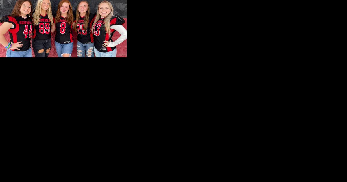 Class of 2023 to crown its Homecoming queen on Friday night - Vimarsana News
