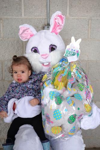 Rain didn't dampen spirits of egg hunters in Crescent City | News ...