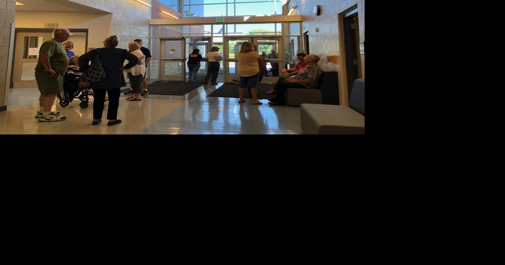 Pine Village residents tour new elementary school building News