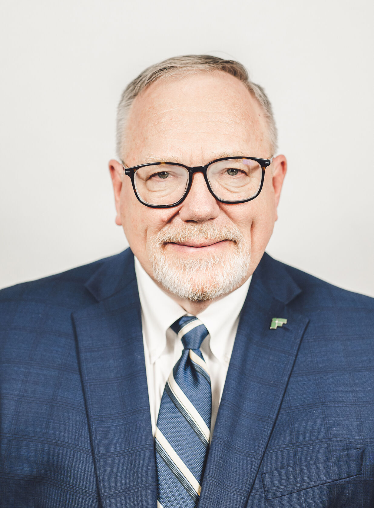 Halebring Project Servbank appoints Hasselbring to Board of Directors as acquisition ...